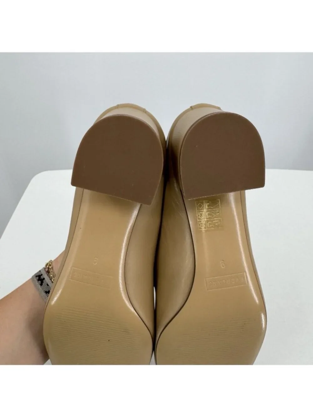 Everlane Italian Leather Day Heel Light Taupe 9 Women's Elastic Back Comfort